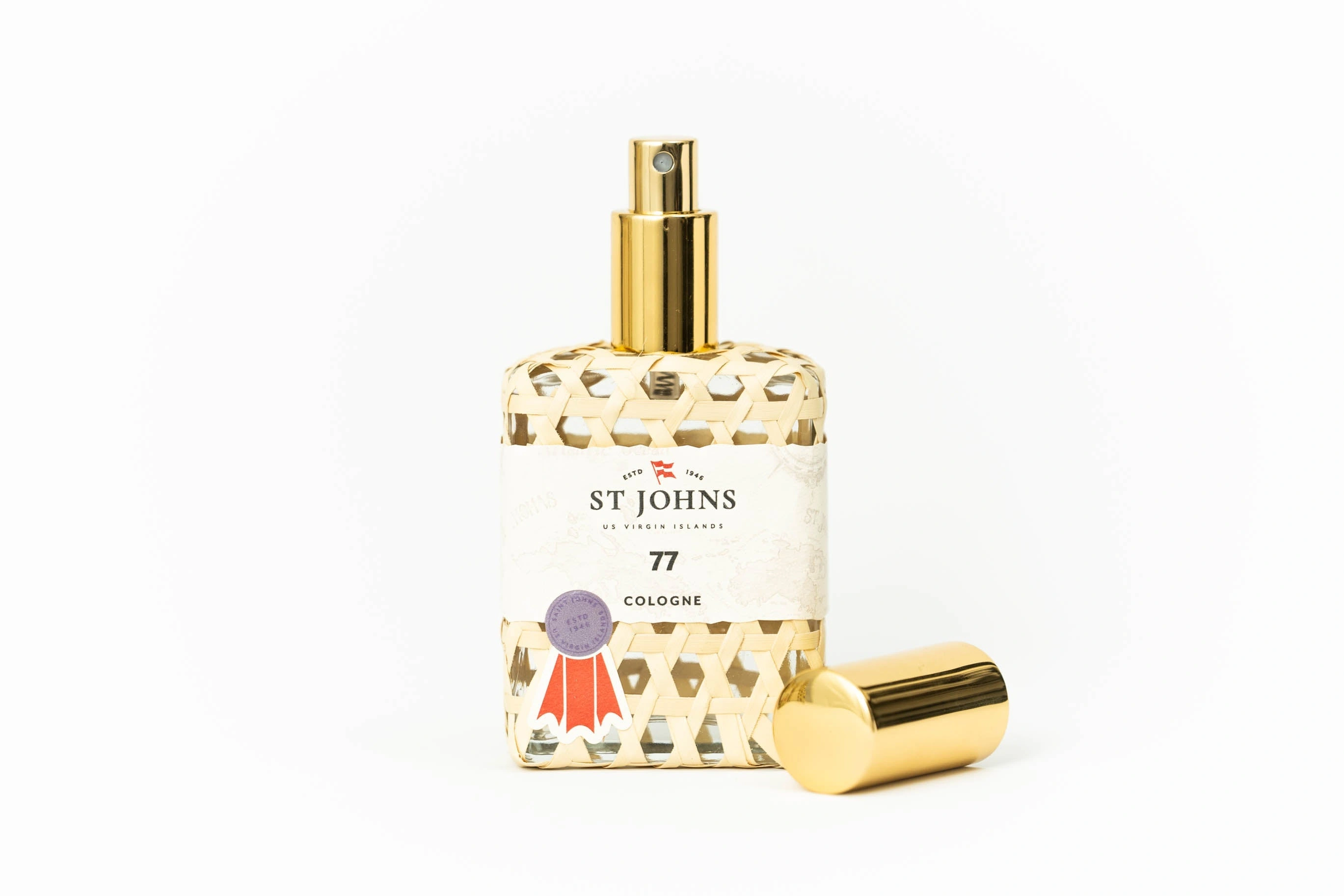 ST JOHNS NO 77 Un aroma clásico seductor un viaje olfativo inolvidable para el hombre de hoy.
